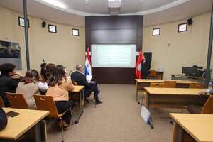 UNA: 250 jóvenes investigadores participan en jornadas científicas - Nacionales - ABC Color
