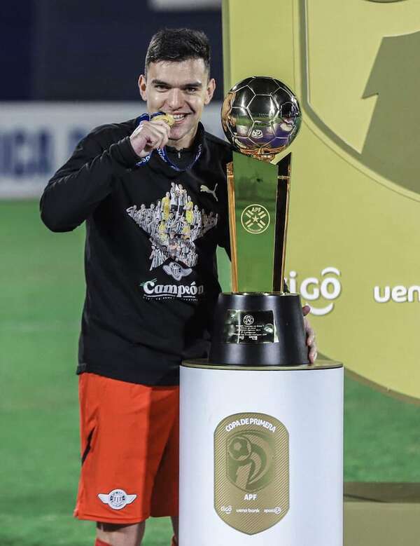 Libertad: Clubes brasileños siguen a Lucas Sanabria - Libertad - ABC Color