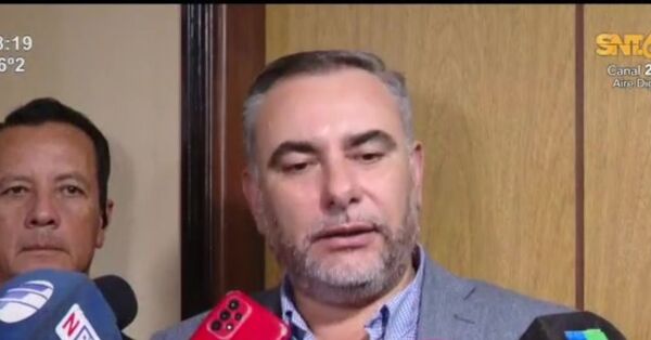 Investigan posible caso de nepotismo en el Senado - SNT