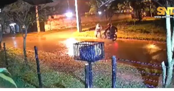 Caacupé: tiran de su moto a una mujer para robarla - SNT