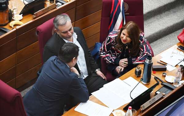 Tras “obelisco”, suben pensión a últimos excombatientes a G. 38 millones - Política - ABC Color