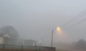 Frente frío ingresa a Coronel Oviedo con lluvias, niebla y marcado descenso de temperatura - OviedoPress