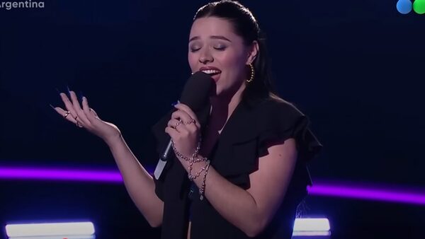 Popular / (VIDEO) ¡Con polémica incluida, paraguaya pasó a otra etapa de "La voz Argentina"!