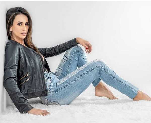 Popular / Helem Roux jeýma en la comisaría: "Qué pasa con mi Paraguay"