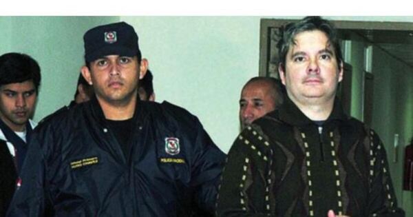 La Nación / Hombre que mató a martillazos a sus padres será recluido en un hospital psiquiátrico