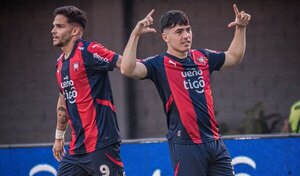 Versus / ¿Ya está para ser titular en Cerro Porteño? La respuesta de "Nacho" Aliseda