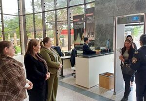 Palacio de Justicia de Pilar: implementaron sistema de arco detector de metales para reforzar la seguridad institucional