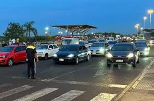 Popular / Ojapóta bloqueo de calles por el inicio de juegos panamericanos Junior Asu 2025