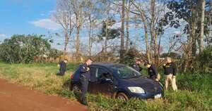 Diario HOY | Tras rastrillaje, Policía recupera automóvil robado en Hernandarias