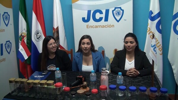JCI Encarnación entrega 600 frascos al Centro de Lactancia como parte del proyecto “Recividrios”
