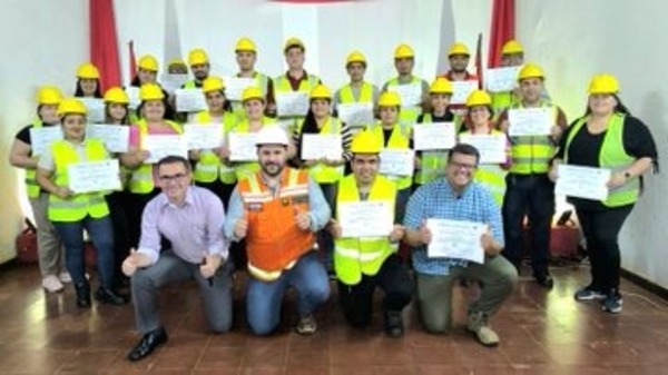 Presidente Franco: Sinafocal impulsa el futuro laboral con 39 egresados en Salud y Seguridad Ocupacional - ADN Digital