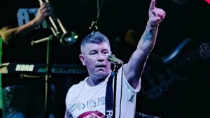 Popular / (VIDEO) ¡Jejuka y jekutu antes de un concierto de "Damas Gratis"!