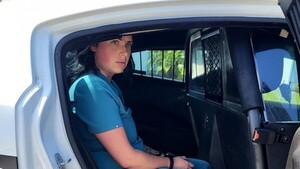 Arrestan a mujer que se hizo pasar por enfermera y atendió a 4.000 pacientes en Florida