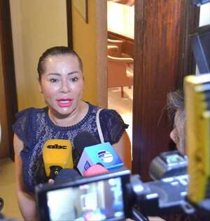 Caso “neposobrinos”: Noelia Cabrera pone a disposición su cargo en Conaderna - Política - ABC Color