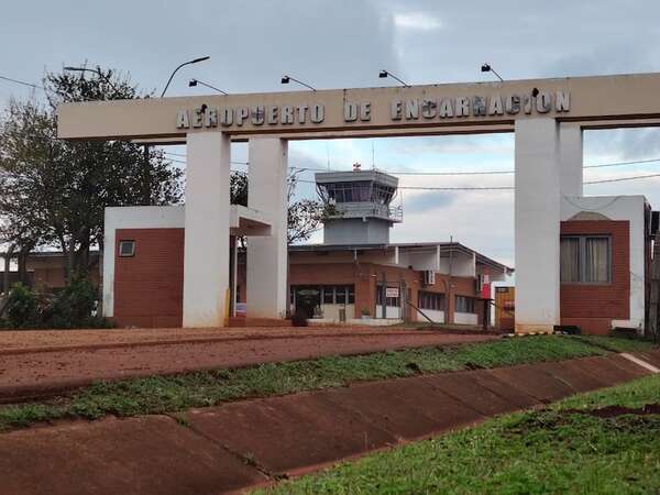 Dinac habilita aeropuerto de Encarnación para que sea internacional las 24 horas - Nacionales - ABC Color