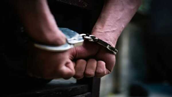 Amenazó con quemar la casa con sus padres adentro y quedó preso - Noticiero Paraguay