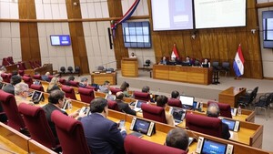 Critican falta de información y vacíos en plan de reforma del transporte