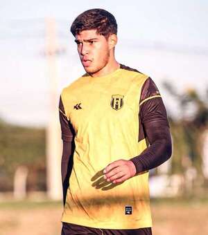 Thiago Servín cubre la vacancia defensiva en Guaraní - Guaraní - ABC Color