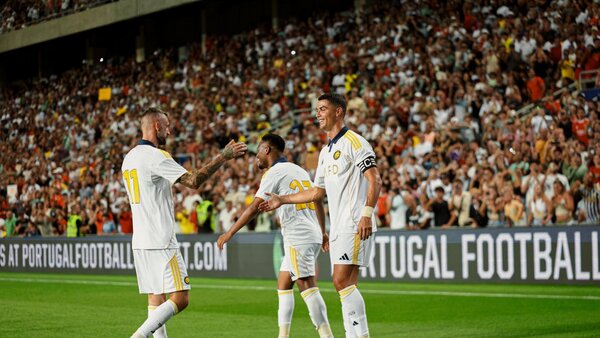 El Al Nassr golea al Rio Ave con un triplete de Cristiano Ronaldo