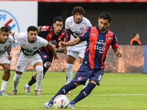 Popular / Pensando ya en el partido ante Estudiantes, Cerro meterá cuatro cambios mañana