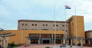 La Nación / Implementan sistema detector de metales en el Palacio de Justicia de Pilar