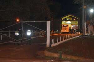 Operación en Cereso de Itapúa: trasladan a más de 40 reclusos a Minga Guazú - Policiales - ABC Color
