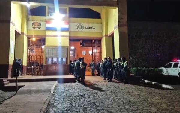 Operativo Umbral: 42 reclusos van de Encarnación a Minga Guazú