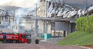La Nación / Se reaviva el fuego en el parque logístico de Luque