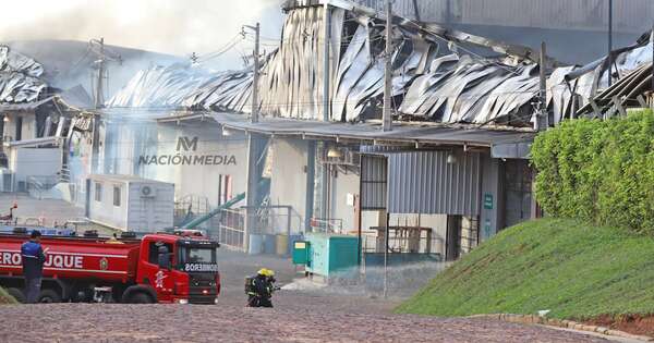 La Nación / Se reaviva el fuego en el parque logístico de Luque