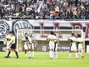 Héctor David Martínez: lesionado y prácticamente fuera del clásico ante Guaraní - Olimpia - ABC Color