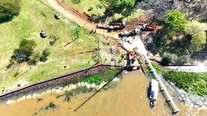 Itaipú avanza con la primera Planta Solar Flotante del Paraguay - ADN Digital