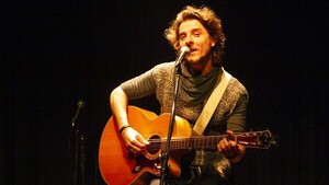 Maxi Pachecoy: “Me gusta sanar con canciones y compartir ese proceso con la gente”