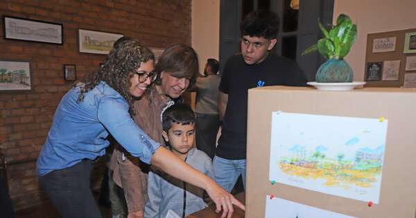La Nación / Exponen dibujos a mano alzada