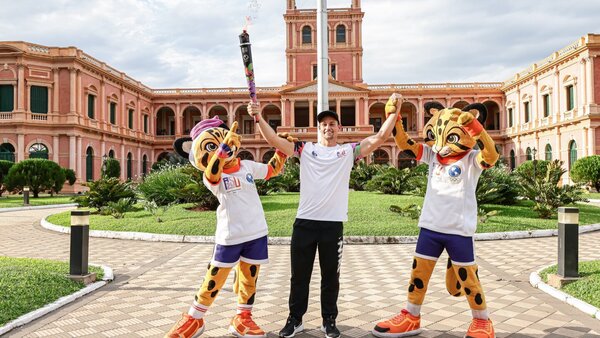 Comienza la gran fiesta en Asunción