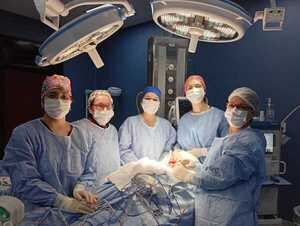 En cirugía de 8 horas reconstruyen el abdomen de paciente con hernia gigante