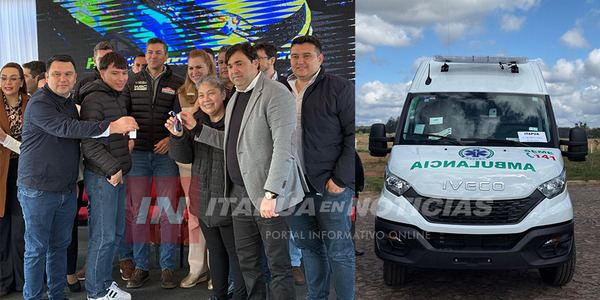 TRAS 11 AÑOS, CARMEN DEL PARANÁ RECIBE UNA NUEVA AMBULANCIA