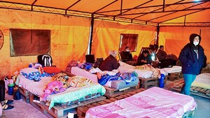 Precario albergue y falta de insumos, denuncian pacientes