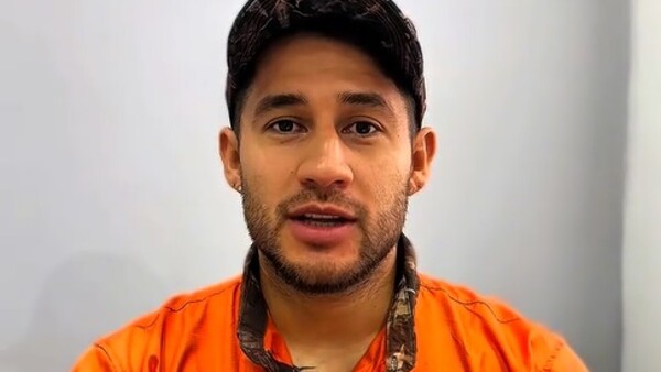 Tito Torres ahora predica en Tik Tok y le dijeron “falso”