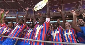 Versus / Crystal Palace se repone ante el Liverpool y gana la Community Shield