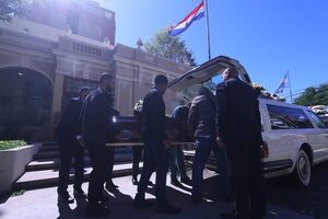 Popular / El último adiós a un grande la actuación paraguaya