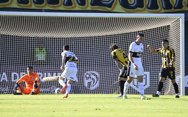 Guaraní 4-Olimpia 0: Paliza del Cacique al Decano - Fútbol - ABC Color
