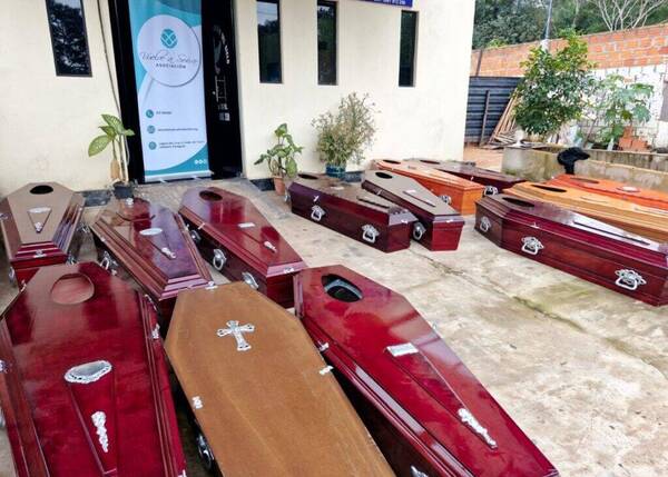 Donan cajones para que los mboriahu tengan un último adiós digno