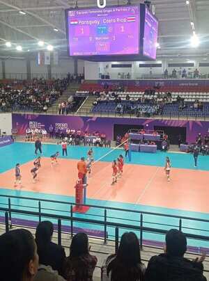 Costa Rica bate sin atenuantes a nuestras representantes en voley - La Tribuna