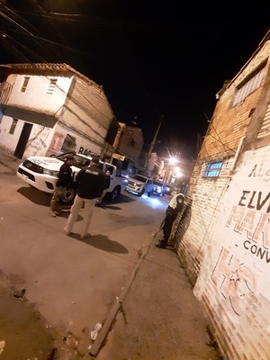 Barrio San Felipe: mujer recibió dos balazos en medio de una balacera - trece