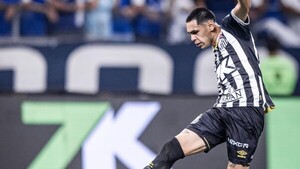 Gol y asistencia de Caballero en Santos