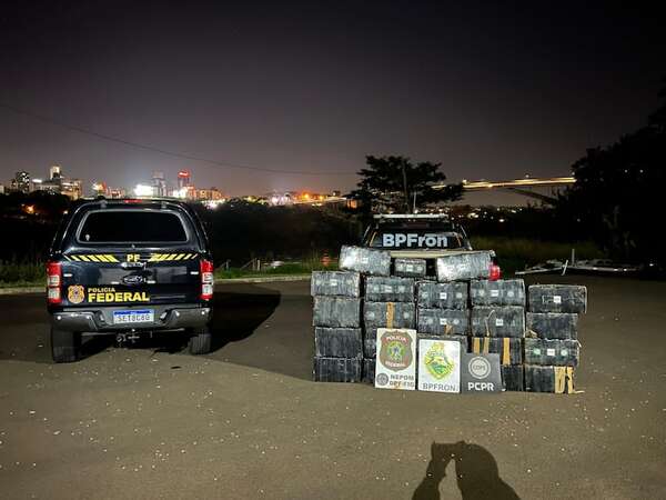 Dos detenidos con 520 kilos de marihuana a orillas del río Paraná - ABC en el Este - ABC Color