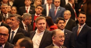 Petropar baja el precio de sus combustibles y presiona a los privados para un reajuste