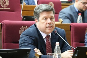 Ministro insta al sector privado a reducir precios y anuncia apertura para importar carne - ADN Digital