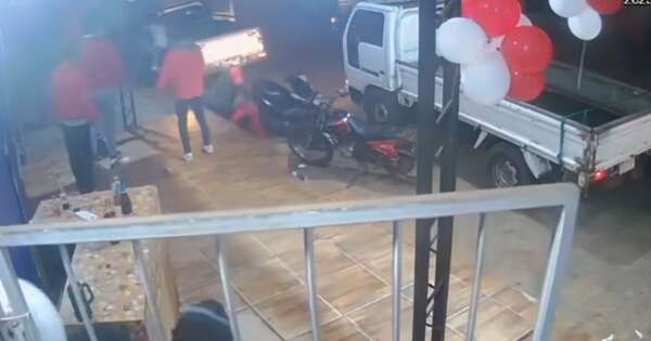 Diario HOY | Imputan a padre e hijos acusados por asesinato a puñaladas frente a bodega en Caaguazú