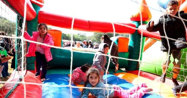 La Nación / Con shows, juegos y merienda celebrarán el Día del Niño en Asunción